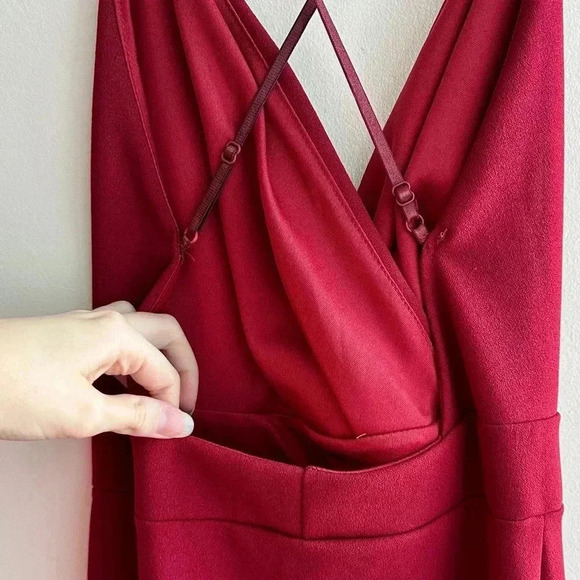 Windsor Strappy Dress Asymmetrical Slit, Red Wine Cocktail Dress, Size Small - Picture 13 of 16